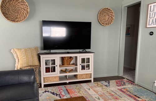 Auburn Cottage | Great Year-Round Rental Cottage Finger Lakes Owasco Lake, NY - Smiling Moon