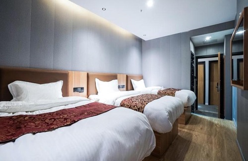 Baoshan Hotel | Green Alliance Baoshan Shanghai University Qihua Road Metro Station