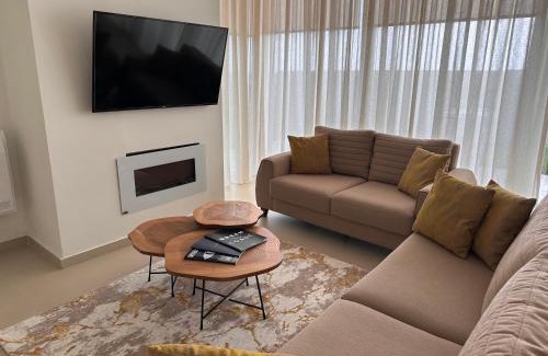 Jala Apartment | Green Coast Palase Sun Kissed Terrace Villa 110A