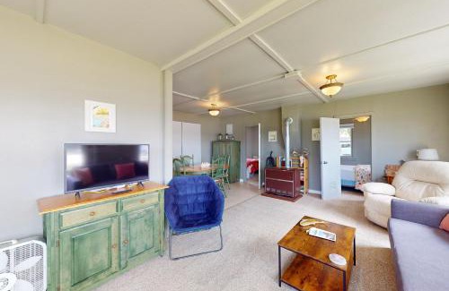 Arcadia House | Green Cottage Getaway