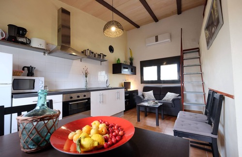 Torroella de Montgri Cottage | GREEN DESTINATION Rural accommodation with swimming pool 5 km from the beach