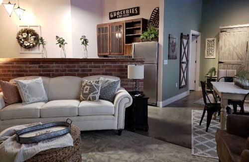 Brazos Apartment | Green Door Lofts -Magnolia Loft, Silos/Downtown