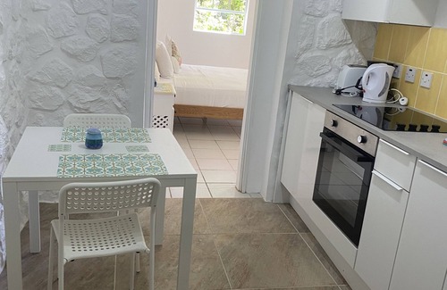 Marigot Bay Apartment | Green Fig Cottage Marigot Bay.