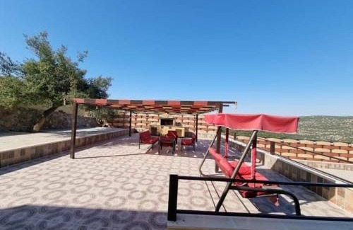 Ajloun Ski Chalet | Green forest farm
