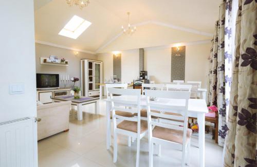 Avrig House | Green Garden Avrig