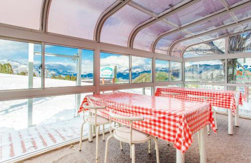 Iida Cabin | Green Grass Hakuba