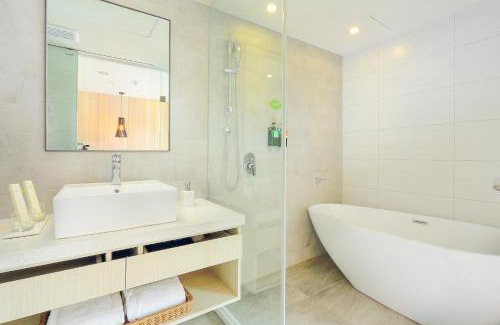 West District Hotel | Green Hotel - West District
