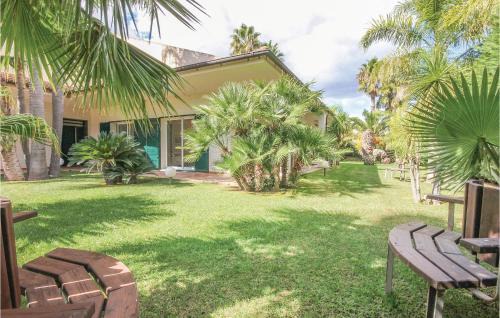 Vittoria House | Green House