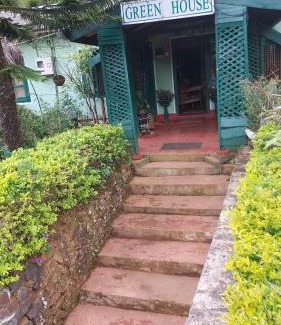 Nallathanniya House | Green House