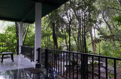 Inamaluwa Resort | Green House Resort