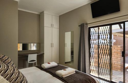 Upington House | Green Kalahari Guesthouse