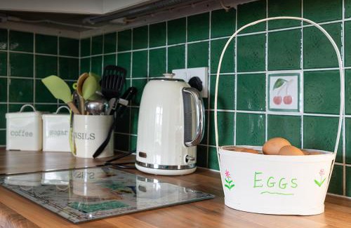 Redcross Apartment | Green Meadow Farm Holiday Cottages