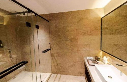 Liandu Hotel | Green Season Hotel