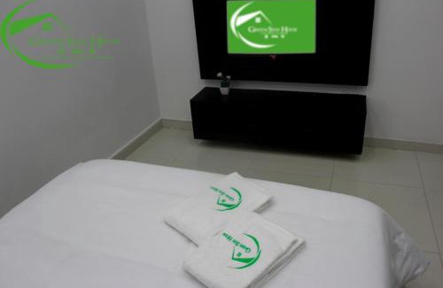 Central C House | Green Stay house