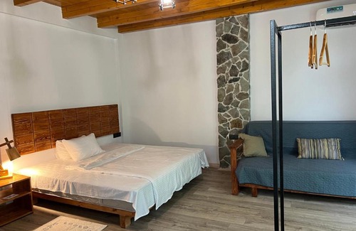 Yeghegnadzor Bed & Breakfast | Green Stone Boutique Hotel