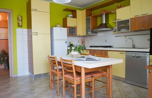 Diano d'Alba Apartment | GREEN SUNNY with garden surrounded by nature