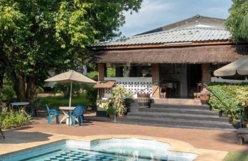 Livingstone Ski Chalet | Green Tree Lodge