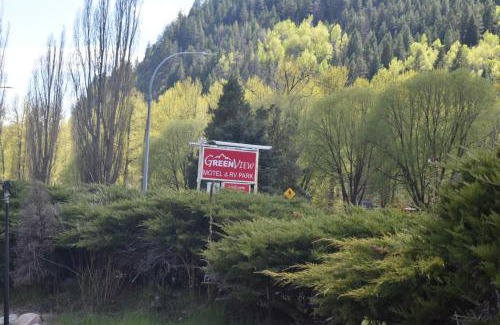 Greenwood Hotel | Green View Motel and RV Park
