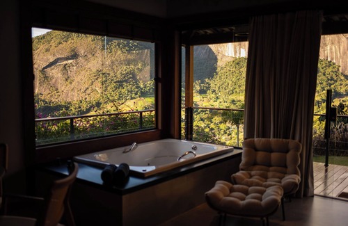 Correas Cabin | Green Village