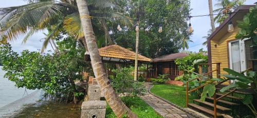 Munroe Island House | GreenChromide Homestays