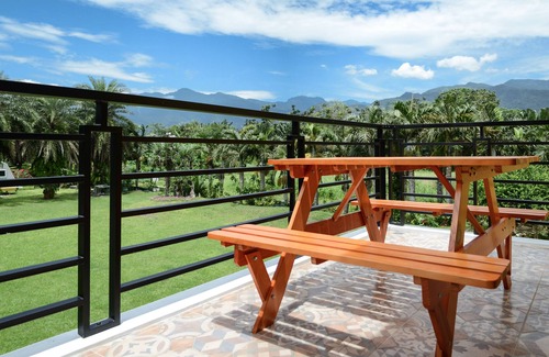 Shoufeng Bed & Breakfast | Greenfield B&B