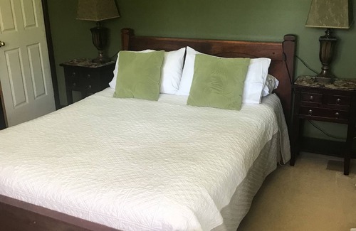 Robertson Bed & Breakfast | Greengate bed and breakfast green room