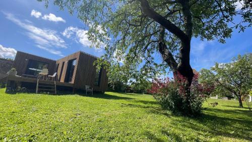 Saint-Jean Eudes Saint-Gilles House | Greenkub Serenity