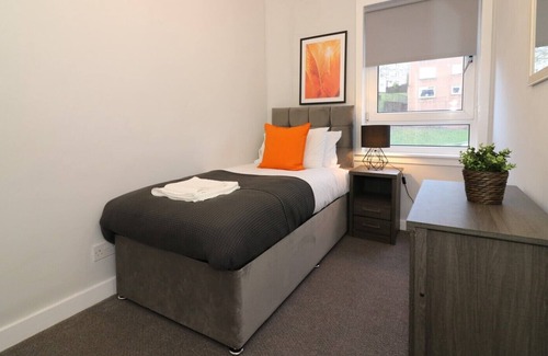 Greenock Apartment | Greenock West apartment