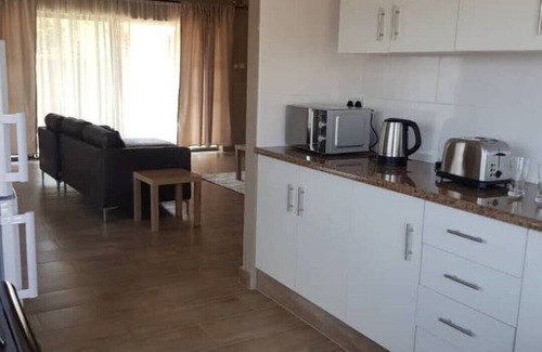 Livingstone Apartment | Greenroof Guest Apartment 1