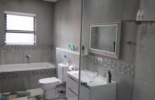 Vredefort House | Greens & Dreams