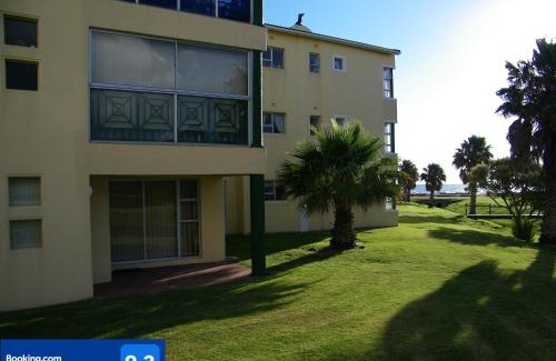 Elgin Apartment | Greenways Strand Golf Beach C3