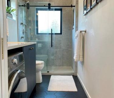 Phinney Ridge Apartment | Greenwood Getaway