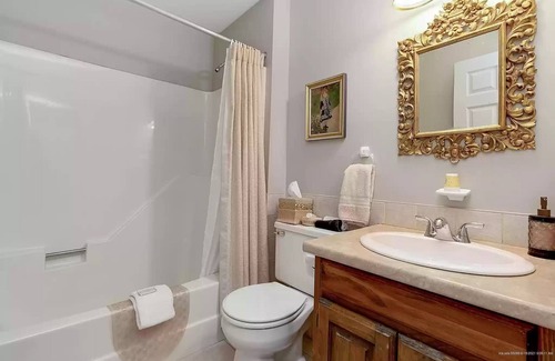 Harrison Bed & Breakfast | Greenwood Manor Inn