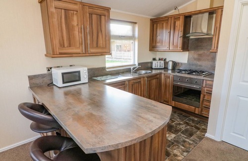 South Lakeland Leisure Village Cottage | GRESSINGHAM 22, pet friendly in South Lakeland Leisure Village