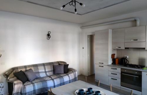 Pavia Apartment | Grey House Pavia con Box Privato