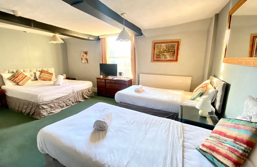 Canterbury Cabin | Greyfriars Lodge