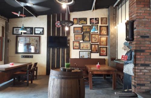 Malang House | Griya Gribig Guest House Mitra RedDoorz