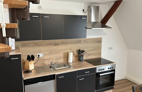 Crimmitschau Apartment | Große, Kürzlich Sanierte 4-zimmer Ferienwohnung/Monteurwohnung