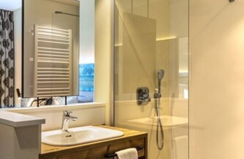Grohnde Hotel | Grohnder Fährhaus GmbH Hotel