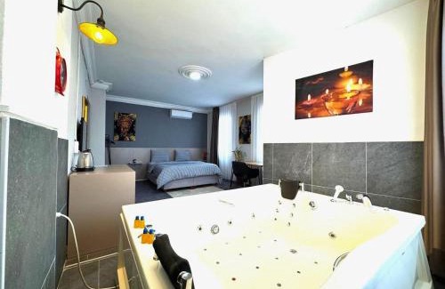 Yenisehir Hotel | Grond Konaklama Mersin
