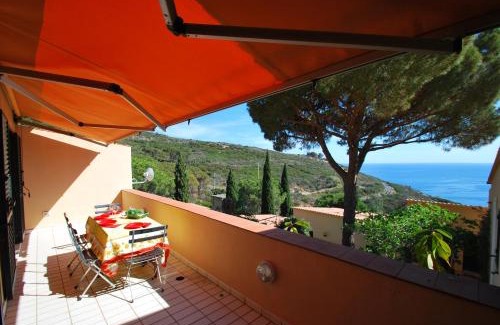 Cavoli Apartment | Grotta Azzurra Apartment - Cavoli - Terrazza vista mare, clima e parcheggio