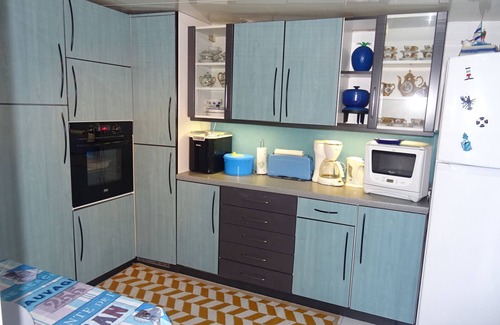 Les Sables d'Olonne Apartment | Ground Floor Apartment with Private Garden, Parking, and Close Beach Access in Les Sables-d'Olonne