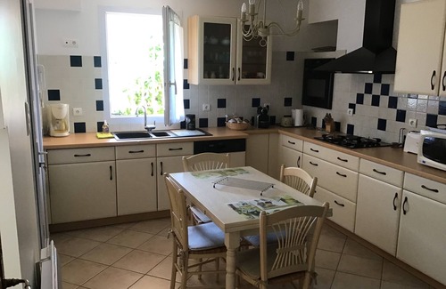 Bastelicaccia House | Ground floor villa BASTELICACCIA T2 or T3 (supplement)-Clim beautiful sea view
