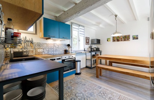Savignac-Mona House | Group accommodation for 12 people, shower and Wc in each room