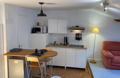 Orgelet House | Group B&B