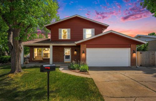 Northwest Arvada House | Group Stay W Movie Room & Patio