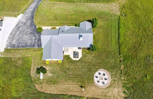 Baileys Harbor House | Grove Road Home - Private 5 Acres, Fire Pit, Spacious Retreat, Dog-F