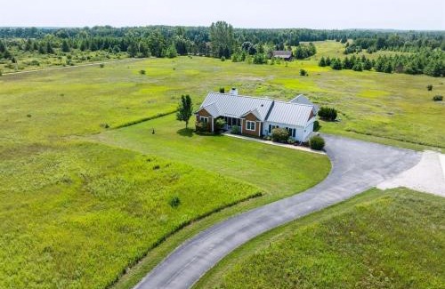 Baileys Harbor House | Grove Road Home - Private 5 Acres, Fire Pit, Spacious Retreat, Dog-F