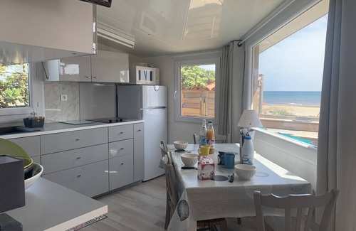 Les Ayguades House | Gruissan, AC T3 beachfront, terrace, 4 pers