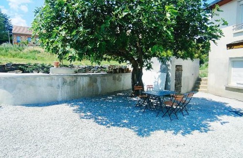 Saint-Jean-de-Vaux House | Gte du Moulin Brochat 3 with jacuzzi area